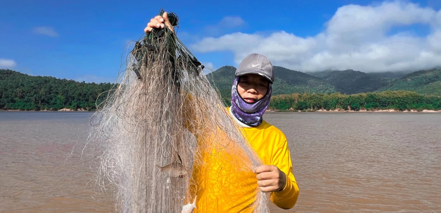 1-Day Mekong River Fishing Experience in Luang Prabang