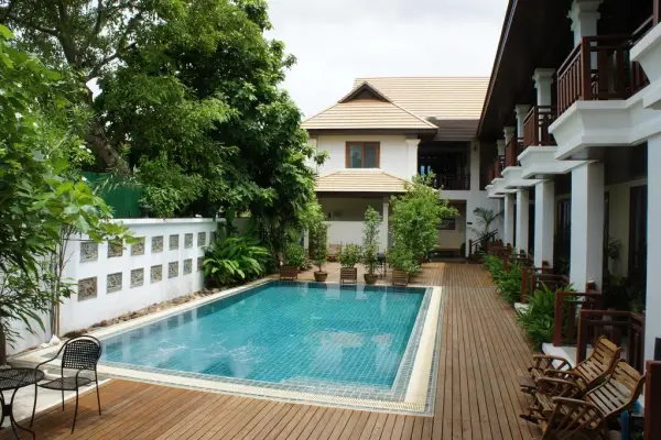 Athena hotel