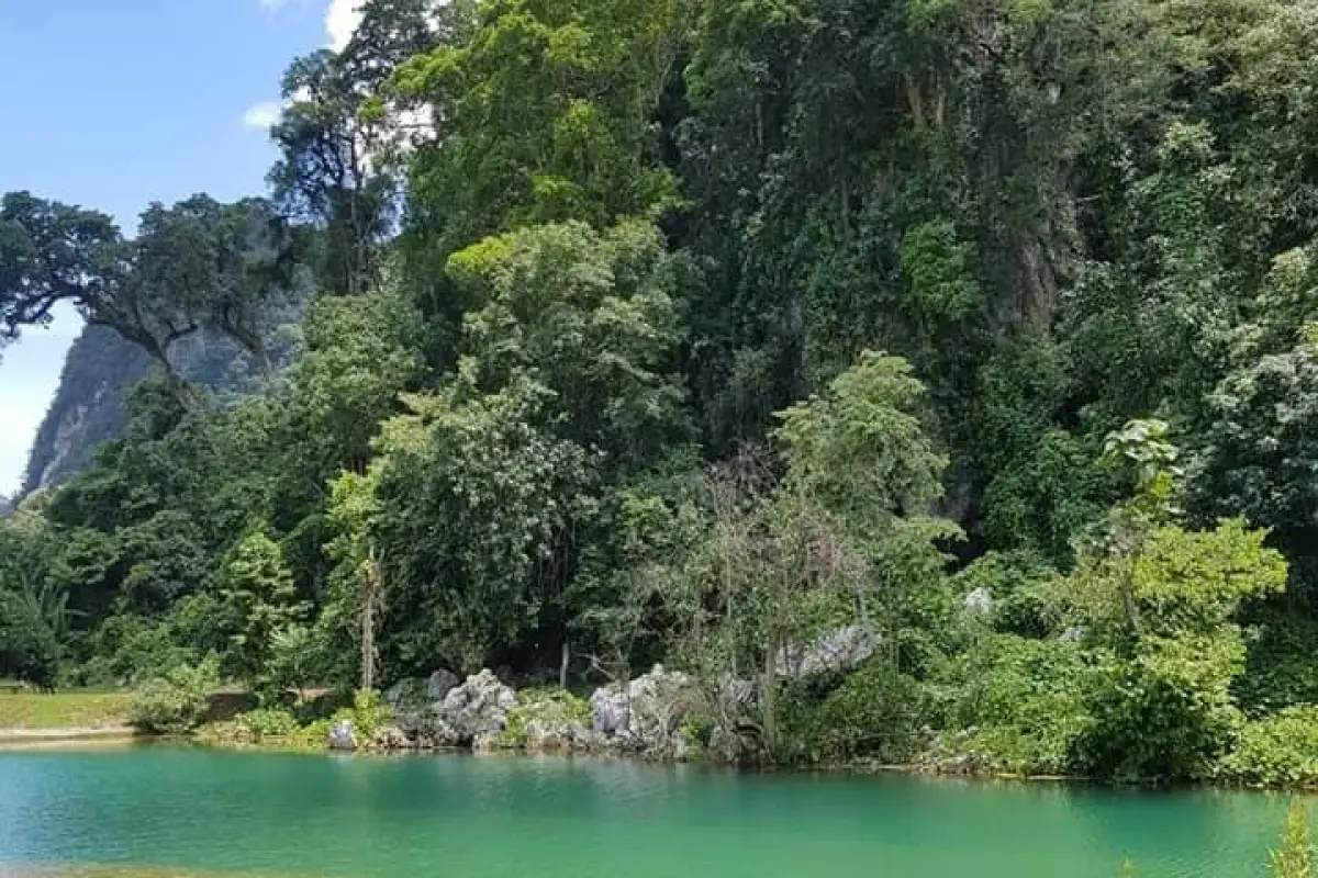 Blue Lagoon 6