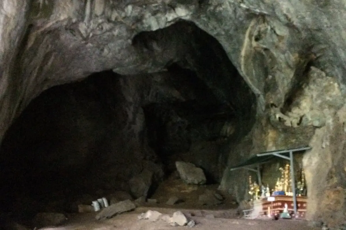 Pha Kuang Cave Adventure
