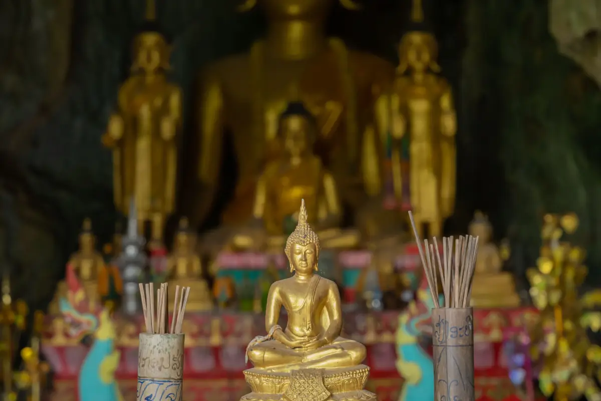 Tham Xang Cave (Elephant Cave)