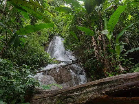 1 Day Nong Khiaw - 100 Waterfalls Adventure Trail