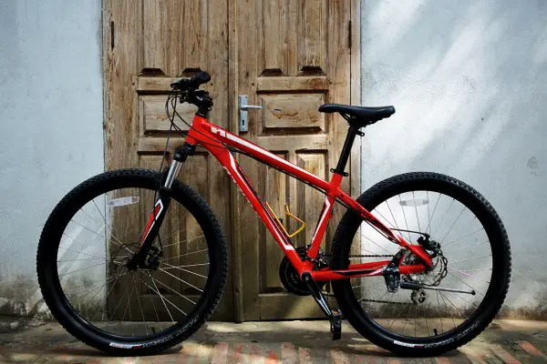 1-Day Mountain Biking, Kuang Si Waterfall, Bear Sanctuary & Mekong River Cruise